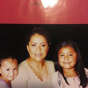 Meet your Posher, Josefina